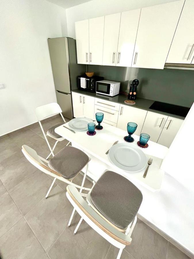 Luxury Beach Apartments Diama Playa Honda  Bagian luar foto